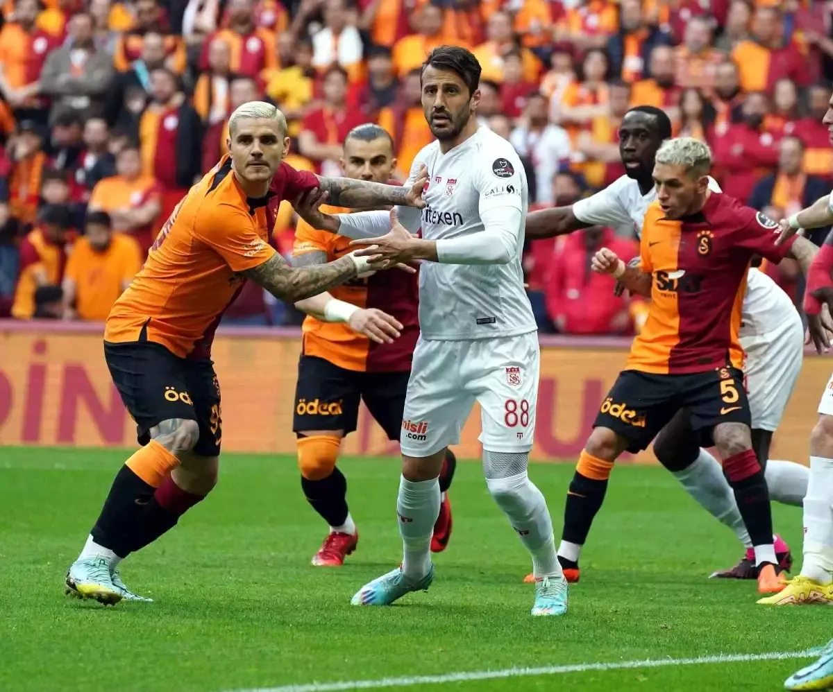 Diễn Biến Chính Galatasaray Gặp Sivasspor 01